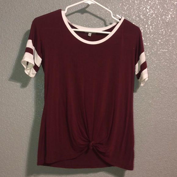 Maroon Tee with Knot - Picture 1 of 3